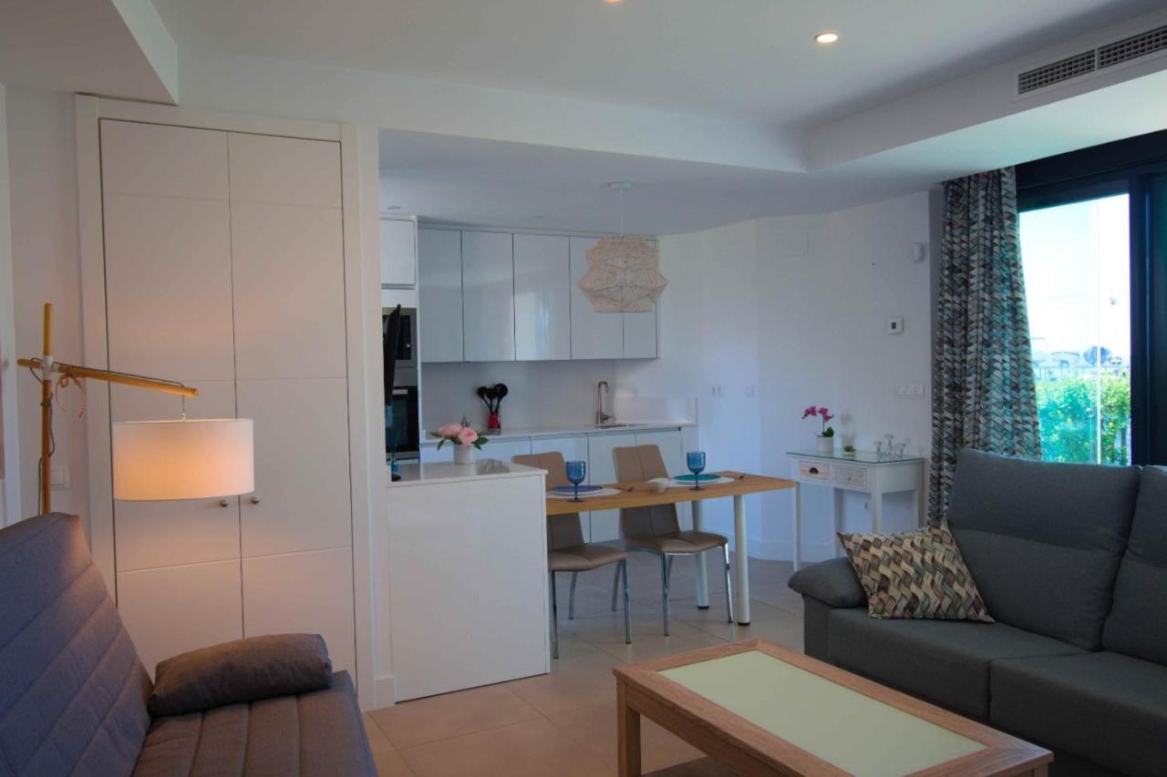 Apartamento Sealine Torrox Costa By The Beach Malaga Exterior photo